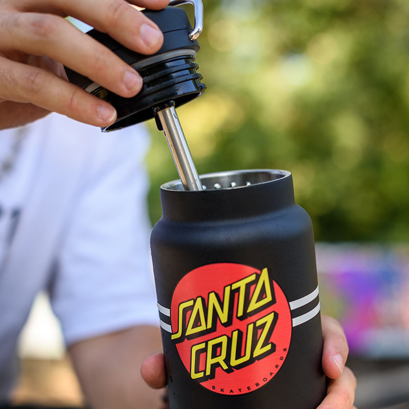 32oz-tkwide-with-twist-cap-santa-cruz-b1 32oz_tkwide_twist_water_bottle_santacruz_dot_lidoff_square.jpg