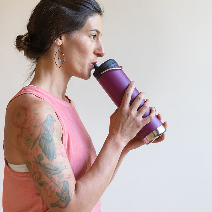 tkwide-twist-cap-with-straw-kit-h0 K20TKWPT-PP-T-TWIST-straw_cap_drinking_yoga_lifestyle_64bb08ca-98d0-4e89-83fd-b166cda65ccd.jpg