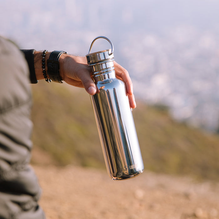 27oz-reflect-with-bamboo-cap-q1 K27SSLRF-MS-BAMBOO_reflect_bottle_hand_lifestyle.jpg