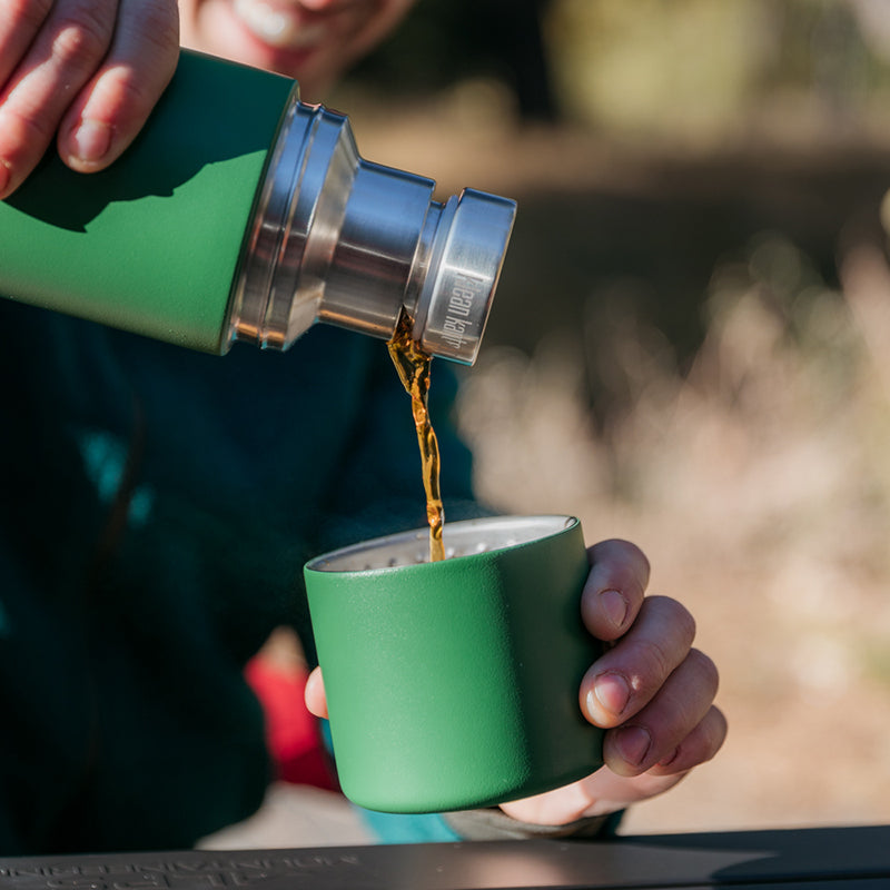 tkpro-maintenance-kit-r6 tkpro_32oz_thermos_green_pourthrough_lifestyle.jpg