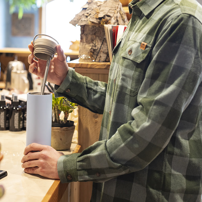 20oz-tkwide-with-twist-cap-i9 tkwide_20oz_insulated_bottle_twist_coffee_shop_straw_out_square.jpg