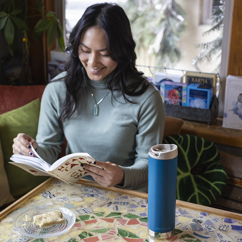 20oz-tkwide-with-cafe-cap-b9 tkwide_20oz_insulated_tumbler_cafe_woman_reading_square.jpg