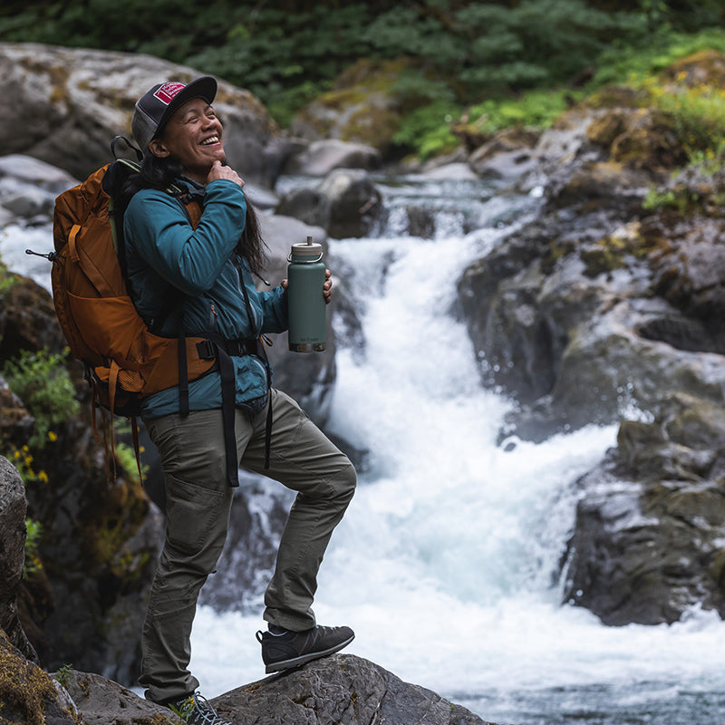 32oz-tkwide-with-twist-cap-f3 tkwide_32oz_insulated_bottle_twist_backpack_river_guy_square.jpg